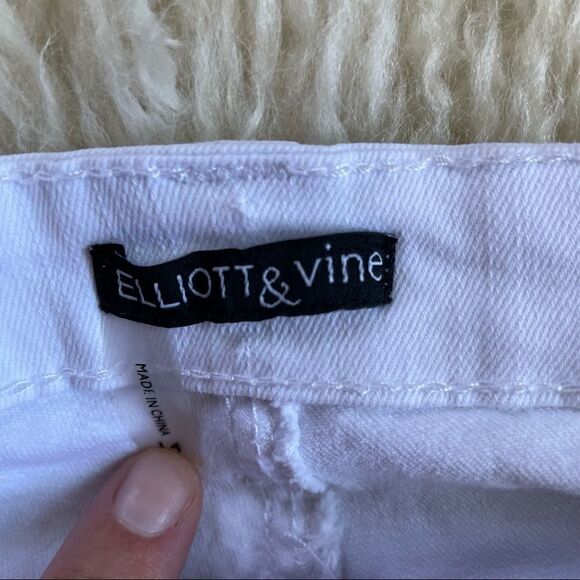 Elliott & Vine White Cropped Ankle Jeans Size 14 EUC - Picture 4 of 14